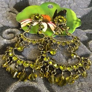 Chandelier earrings